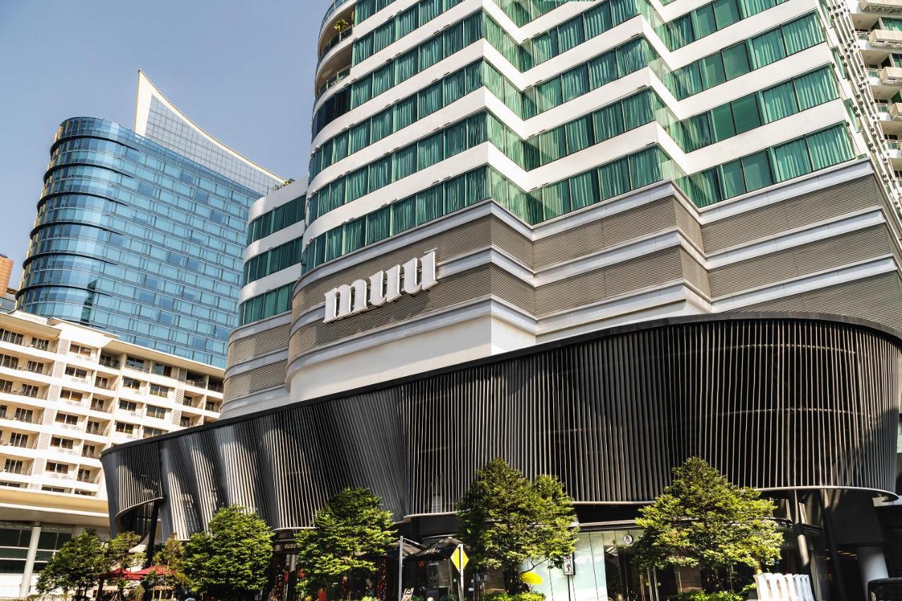 Muu Bangkok, Small Luxury Hotels Of The World Exterior foto The new building of Thammasat University